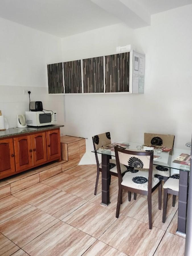 Loversnest Self Catering Anse aux Pins Eksteriør bilde